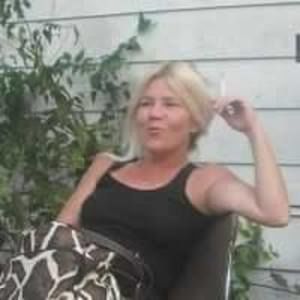 Meet your Posher, Rhonda